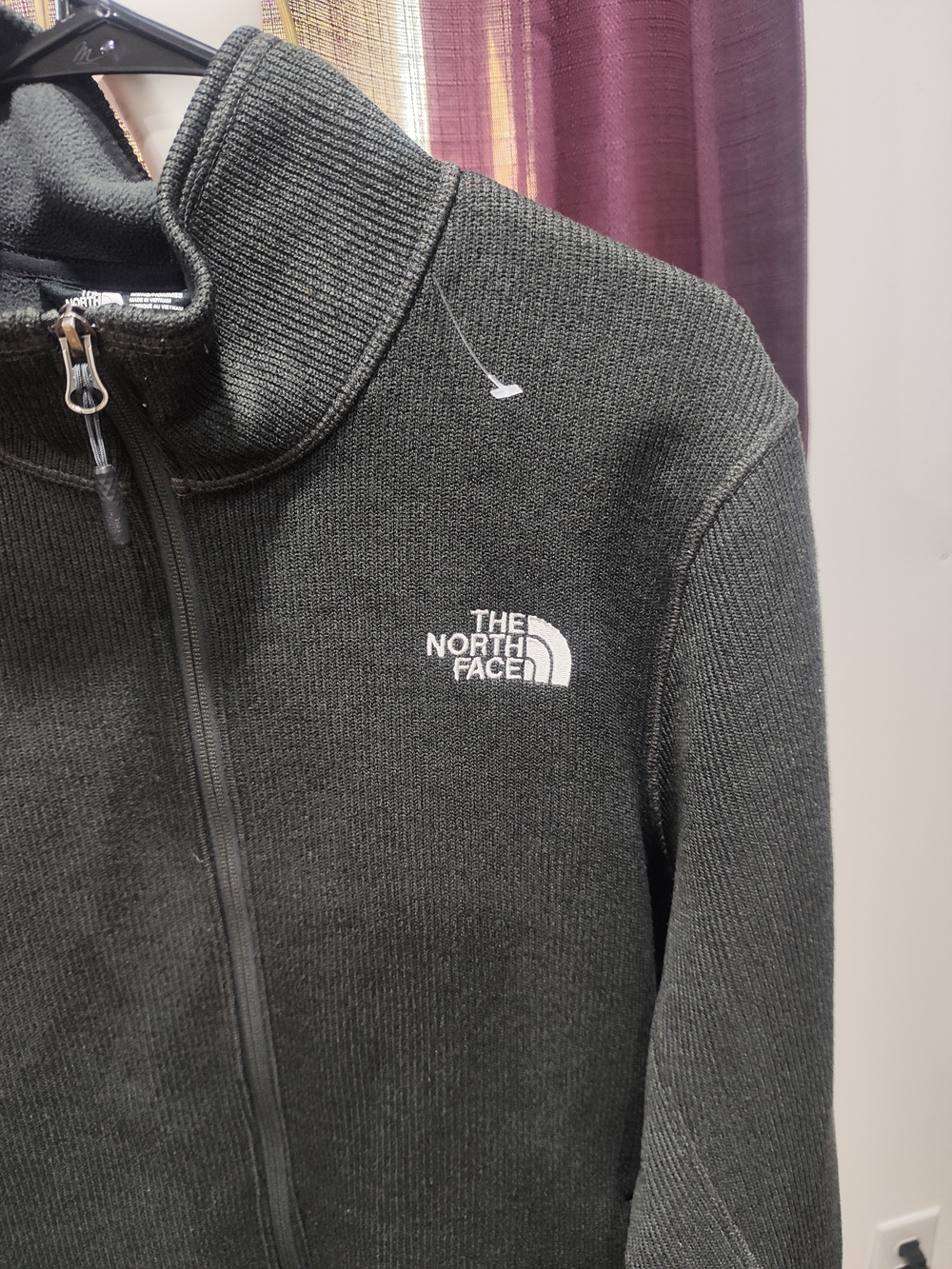 The North Face Men’s Black Full-Zip Knit Sweater